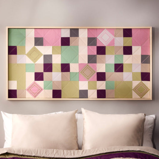 Ahşap Çerçeveli Modern Duvar Yorganı