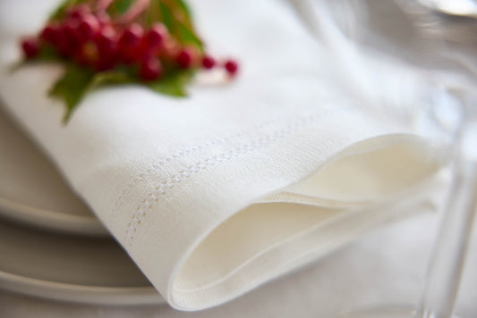 Folded Elegance: En reise gjennom serviettkunst og historie