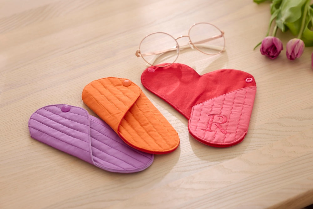 Estojo para óculos no bastidor