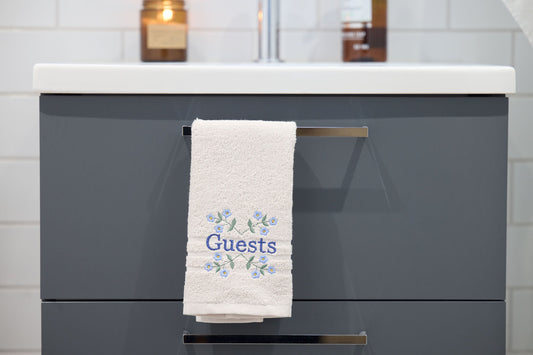 Aangepast gastendoekjesproject met behulp van Embroidery