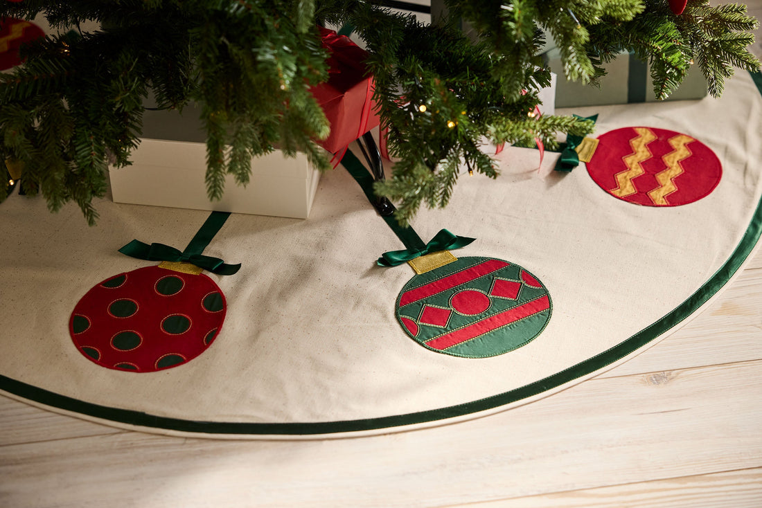 Quiltad trädkjol med prydnad